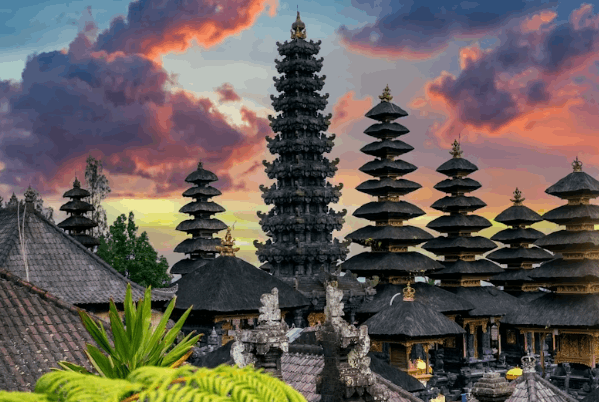 Bali: Besakih Temple & Lempuyang Temple Gates of Heaven Tour with Transfer