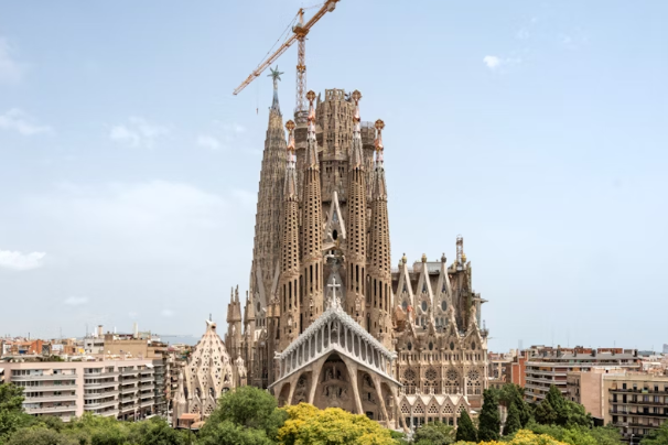 Sagrada Familia Guided Tour Fast Track